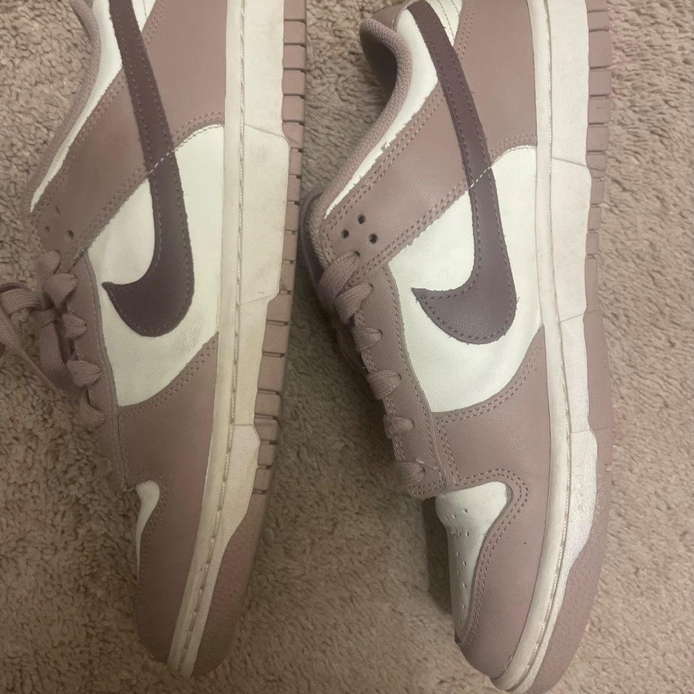 Women’s dunk low ‘Diffused Taupe’ Size 10.5 - Picture 3 of 6